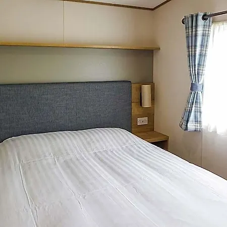 Riverside Village 호텔 *